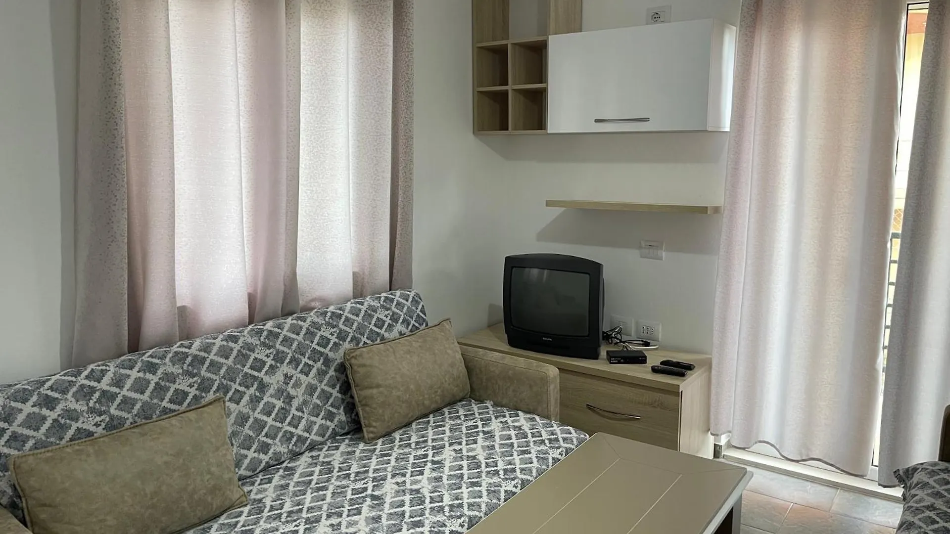 City Center & Near Lungomare Guest House Vlora